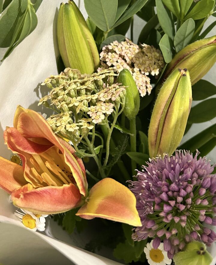 Summer Bouquet - Image 2
